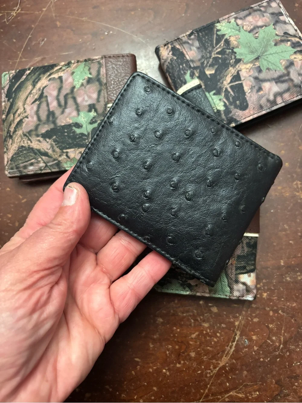4 mens wallet bi fold credit cards camo deer hunting brown black